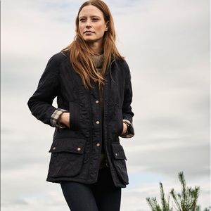 New Barbour Beadnell Quilted Jacket in Navy